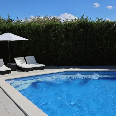 Luxury Sundance *
